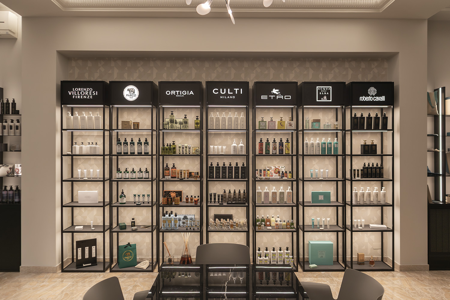 arredamento_SHOWROOM_CRC