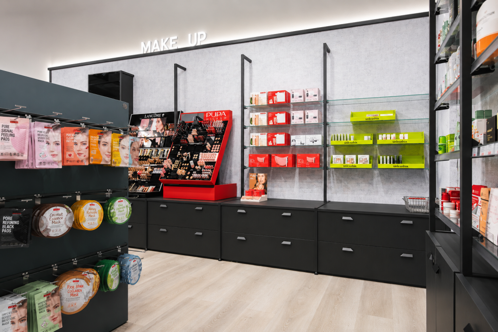 CRC_Retail_free_shop_5